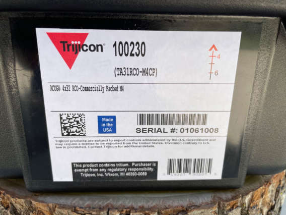 Trijicon ACOG 4x32 USMC TA31RCO-M4CP box