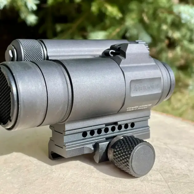 Aimpoint Comp M4 - Lightly Used