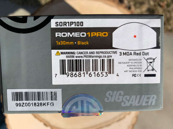 Sig Sauer Romeo1 Pro (3 MOA) box