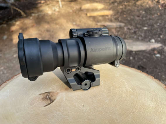 Aimpoint Pro w/ Scalarworks LEAP Mount