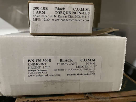 Badger Ordnance C.O.M.M Mount 30mm 1.7 height / w J-Arm (Aimpoint Micro footprint) box