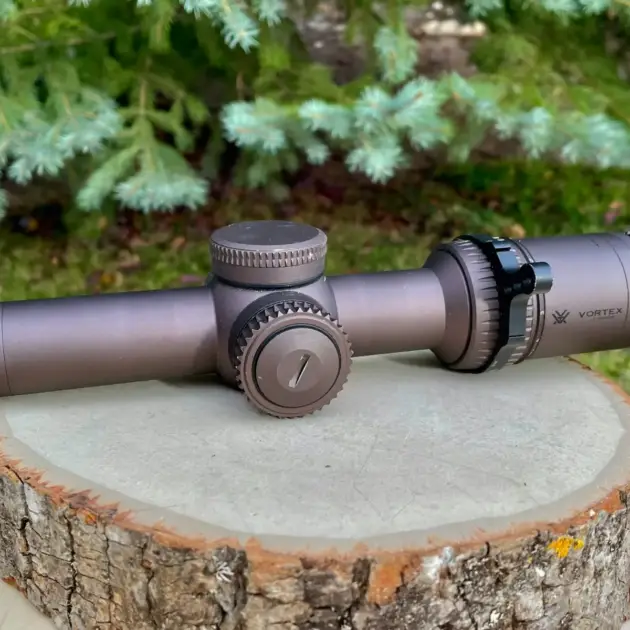 Vortex Razor HD Gen II-E 1-6x24 MOA - Lightly Used #1