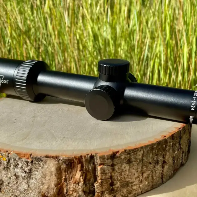 Trijicon Credo HX 1-6x24 FFP Red Segmented Circle - Lightly Used
