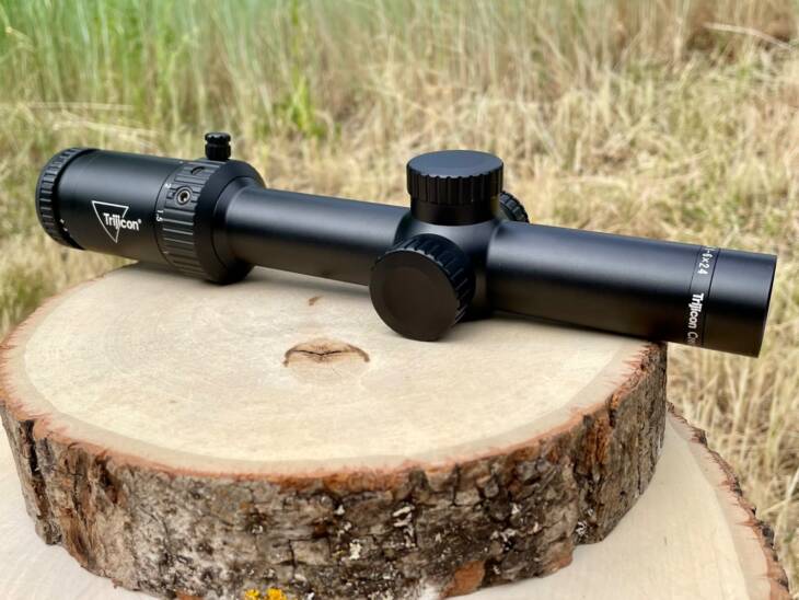 Trijicon Credo HX 1-6x24 FFP Green Segmented Circle - Lightly Used