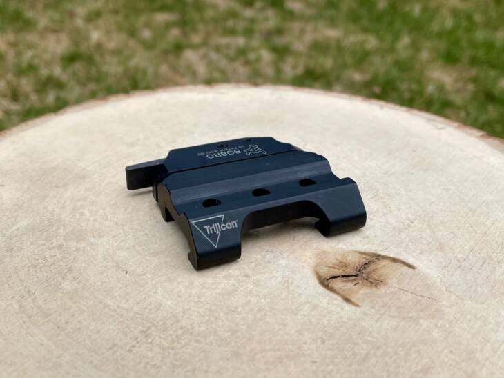 Trijicon / Bobro ACOG & VCOG Quick Release Mount - Used