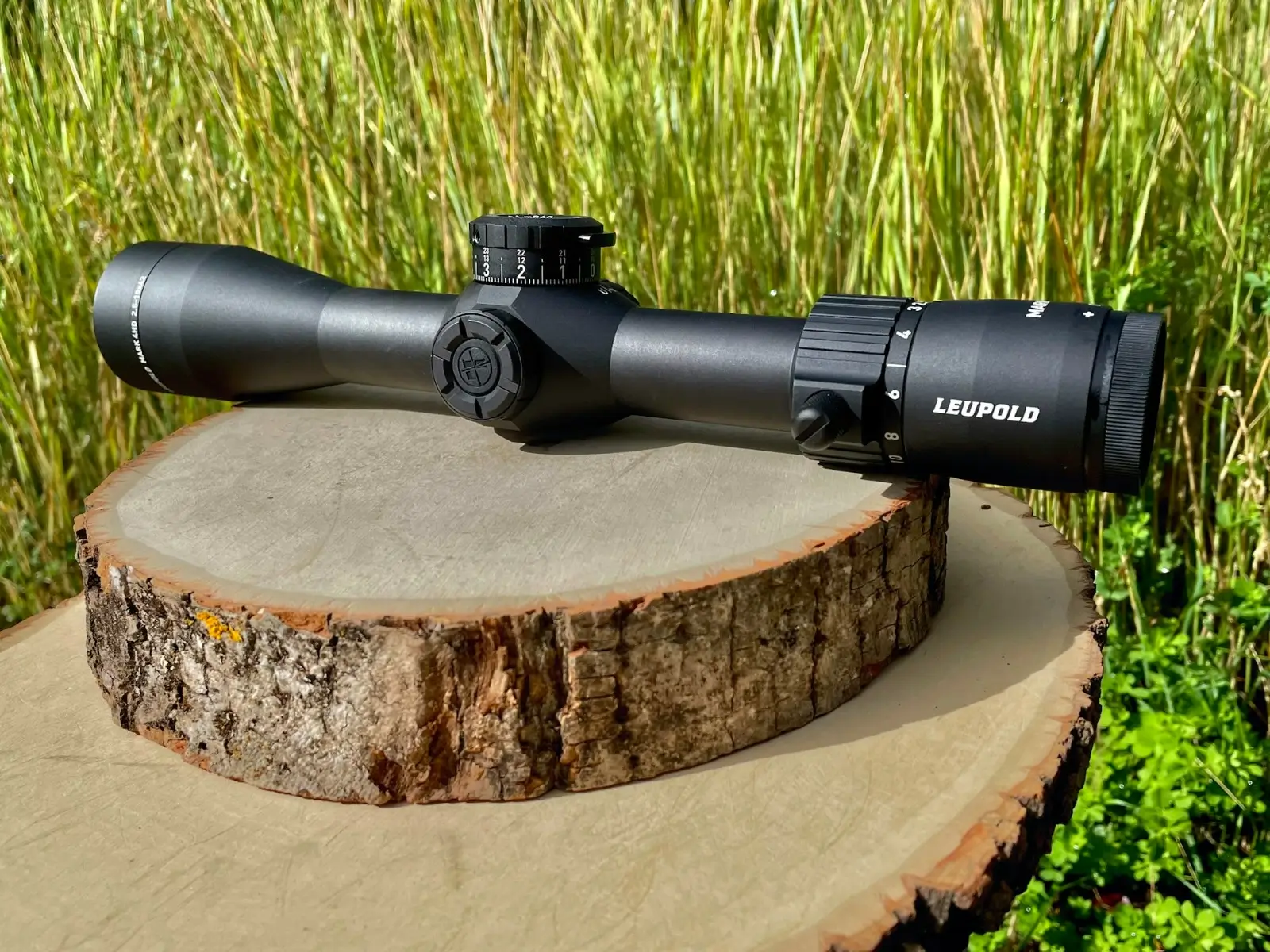 Leupold Mark 4HD 2.5-10x42 FFP Illuminated TMR - Lightly Used #1