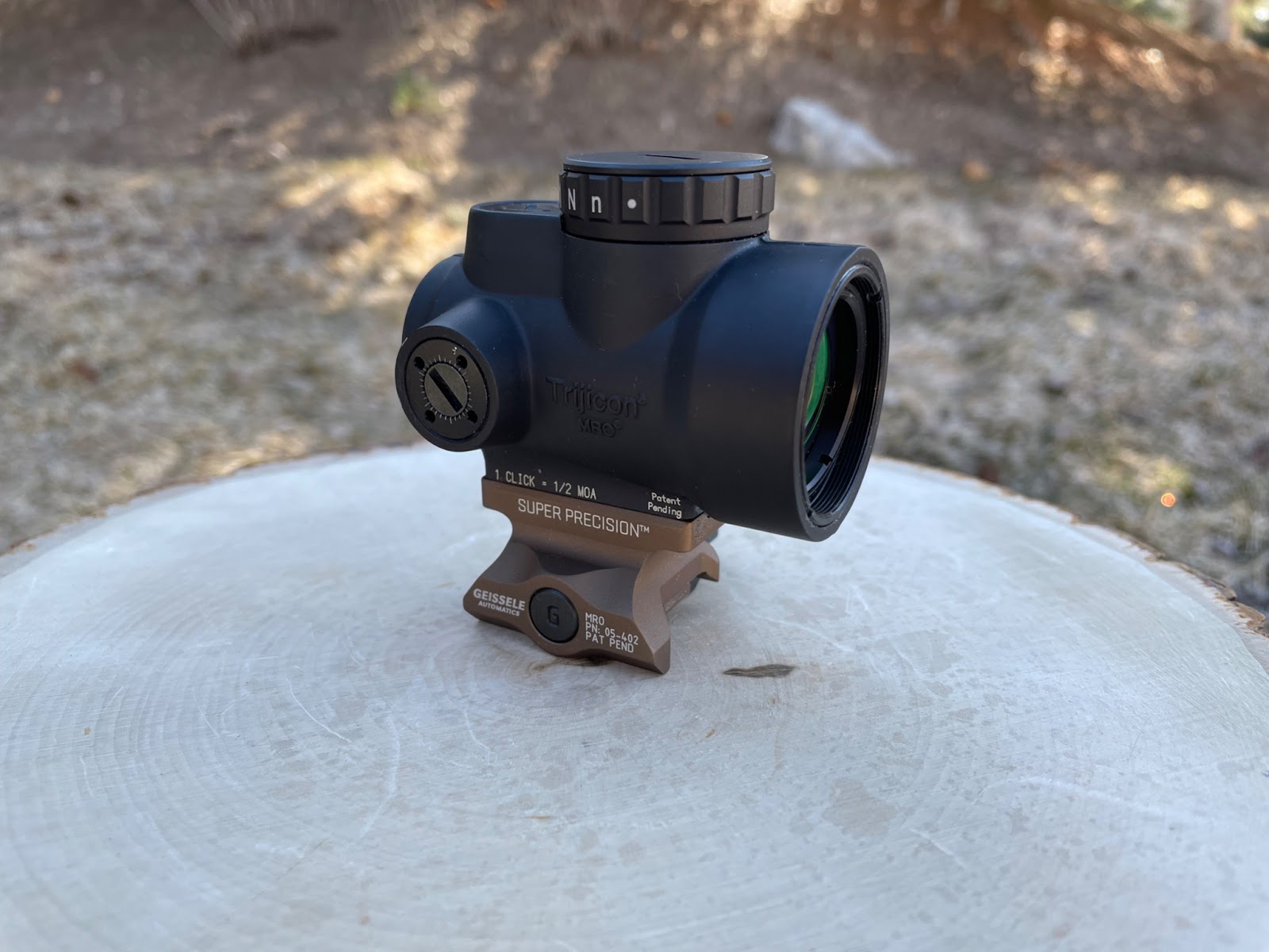 GEISSELE Automatics Super Precision Trijicon MRO Optic Mount - Desert Dirt / 1.93\" - Hero Outdoors