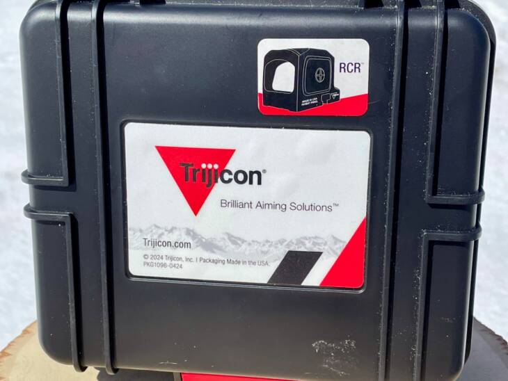 Trijicon RCR Enclosed Red Dot - Lightly Used