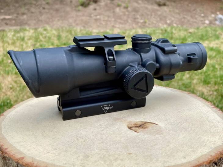 Trijicon ACOG 3.5x35 LED Red .223 / 5.56 Crosshair - Well Used