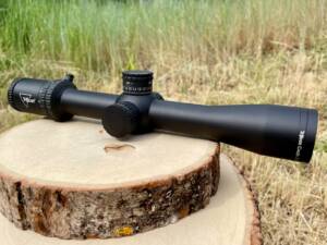 Trijicon Credo 2-10x36 FFP Red MOA Precision Tree Reticle - Lightly Used
