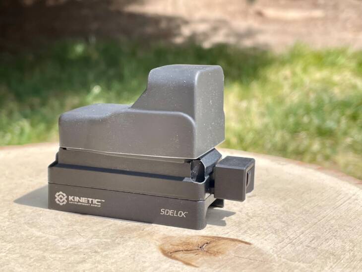 Eotech EFLX 6 MOA Mini Reflex Sight w/ KDG Sidelok Mount - Well Used