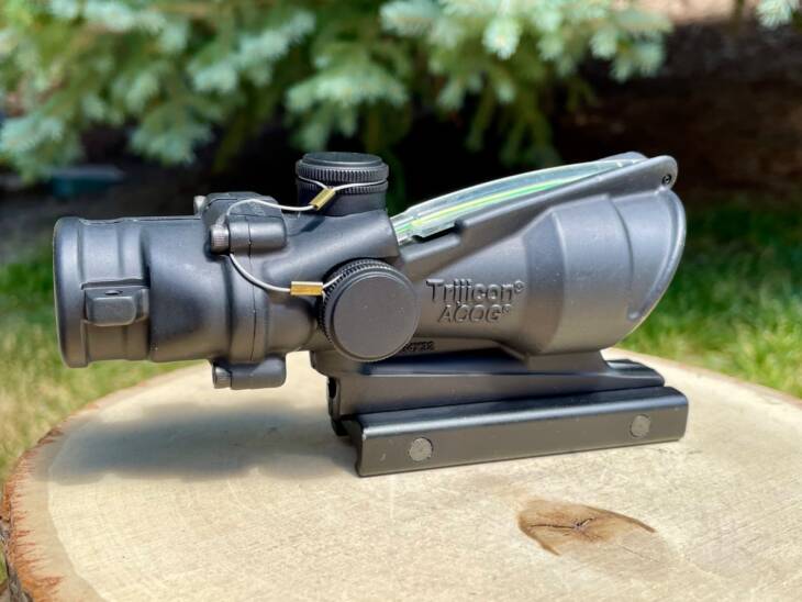 Trijicon ACOG 4x32 Green Horseshoe / Dot TA31H-G - Lightly Used