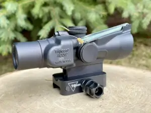 Trijicon ACOG TA47 2x20 Green Crosshair Q-LOC Mount - Like New in Box